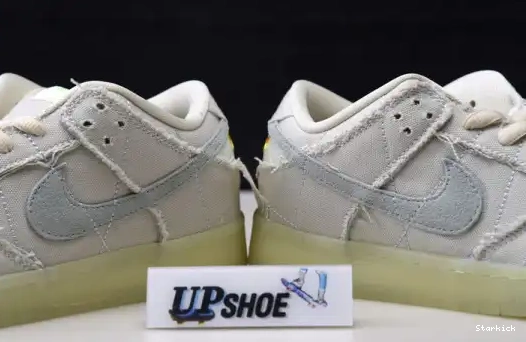 Sb  Dunk Nike SB  'Mummy' Low DM0774-111  0519